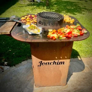 grill planchowy opalany drewnem